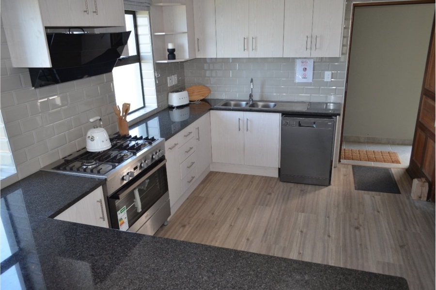 2 Bedroom Property for Sale in Da Nova Western Cape